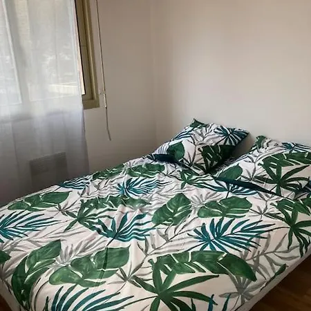 : T2 Au Port St Pierre Apartamento *