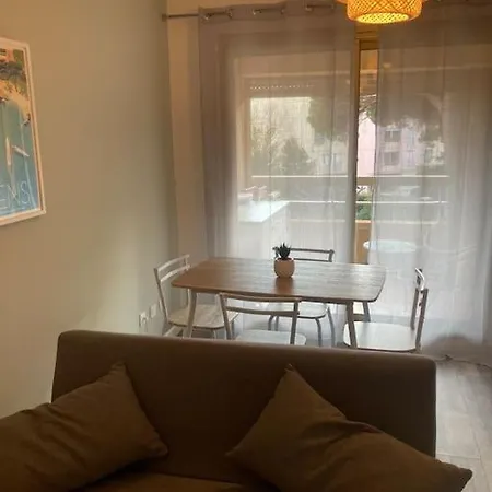 Apartment : T2 Au Port St Pierre *